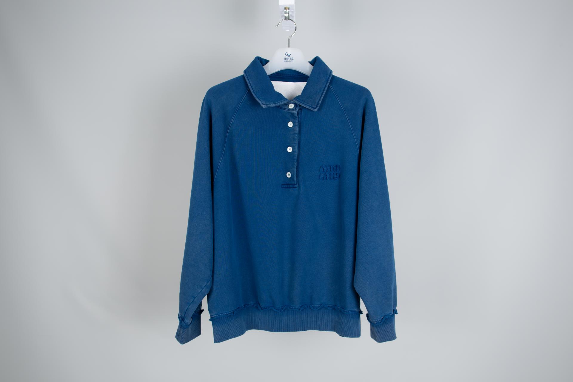 의류클리닝 이미지: [miu miu 미우미우] 로고 패치 스웨트 셔츠