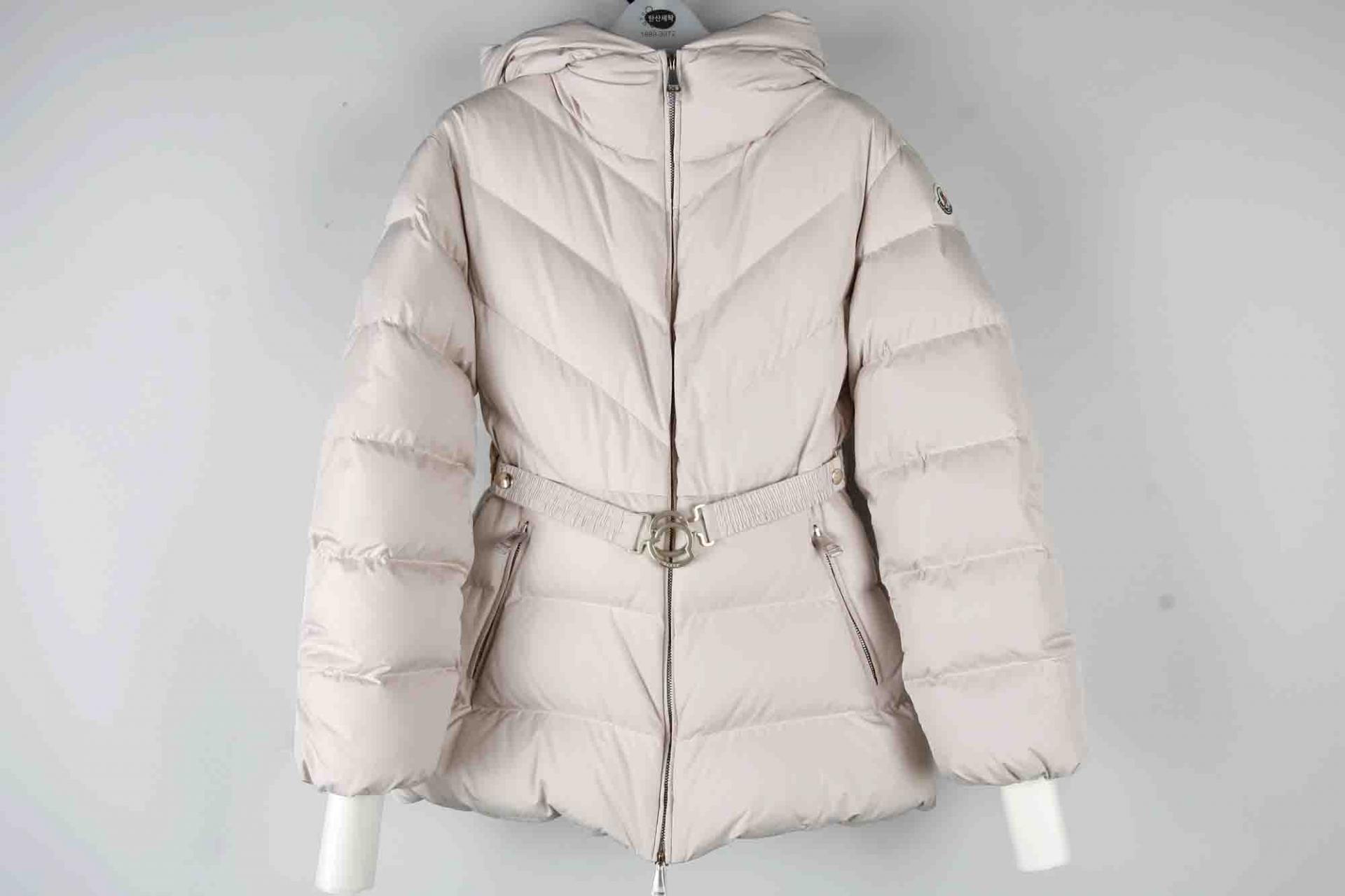 의류클리닝 이미지