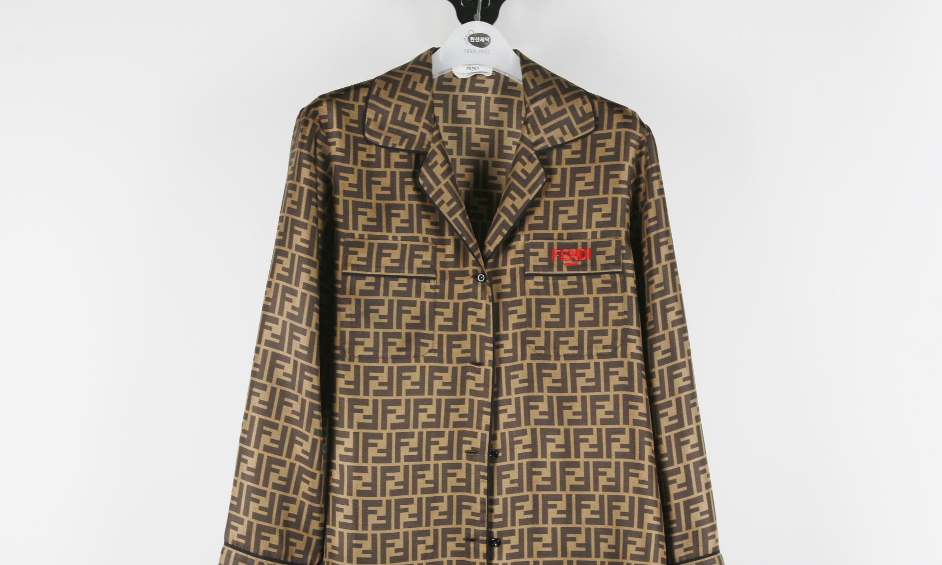 의류클리닝 이미지