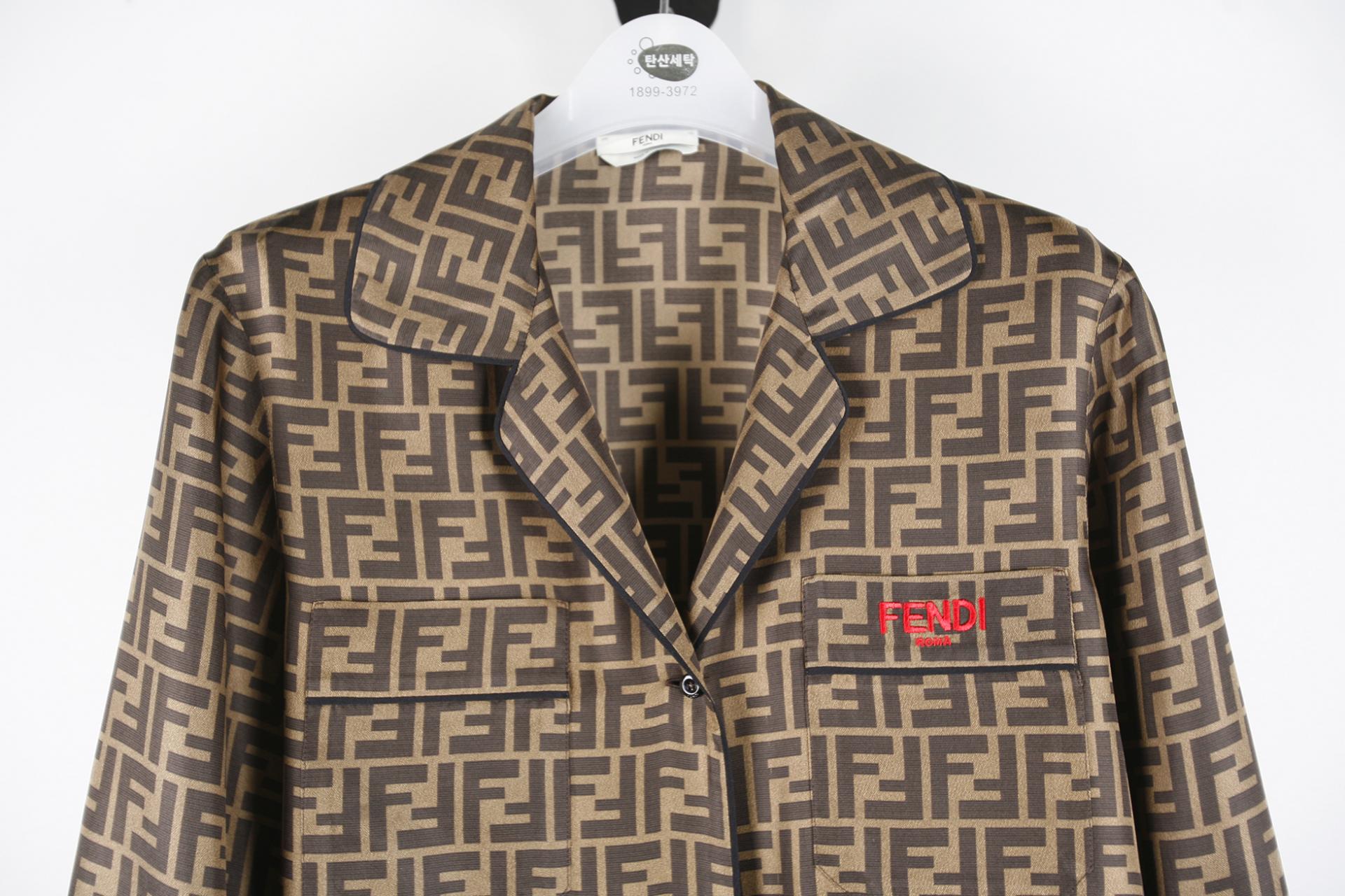 의류클리닝 이미지