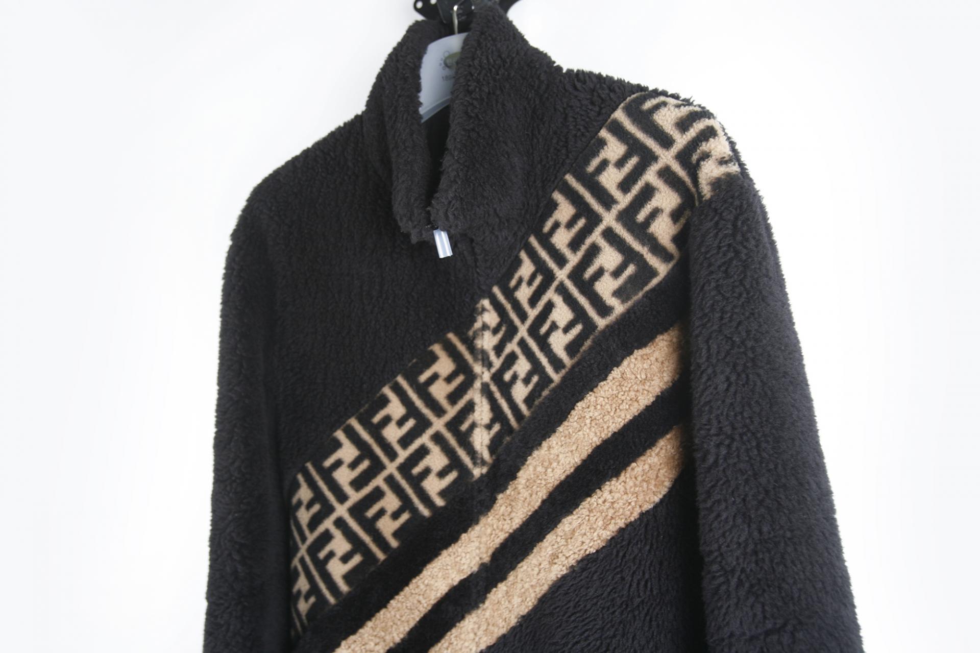 의류클리닝 이미지