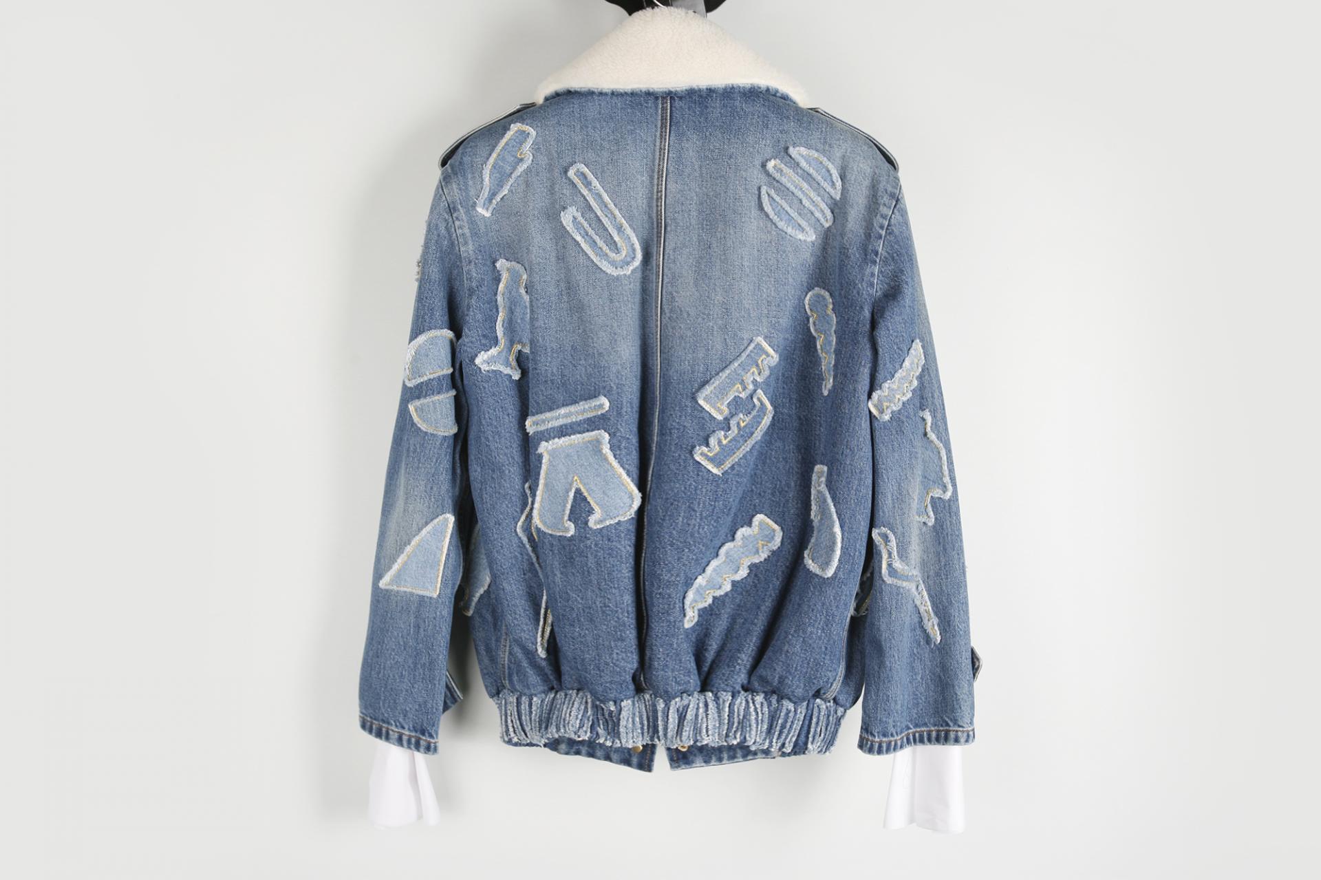 의류클리닝 이미지