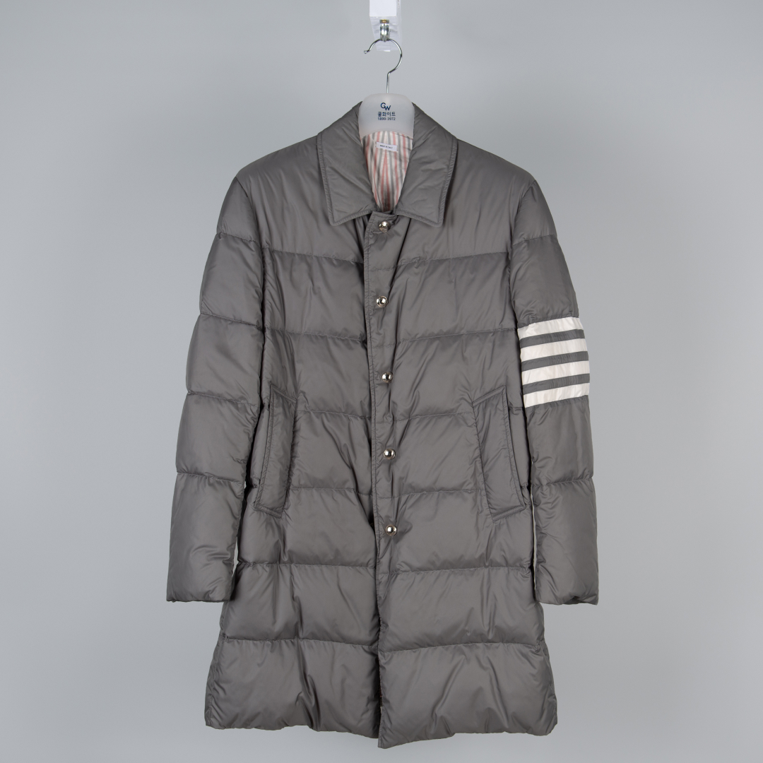 의류클리닝 이미지: [THOM BROWNE 톰브라운] 롱 다운 코트