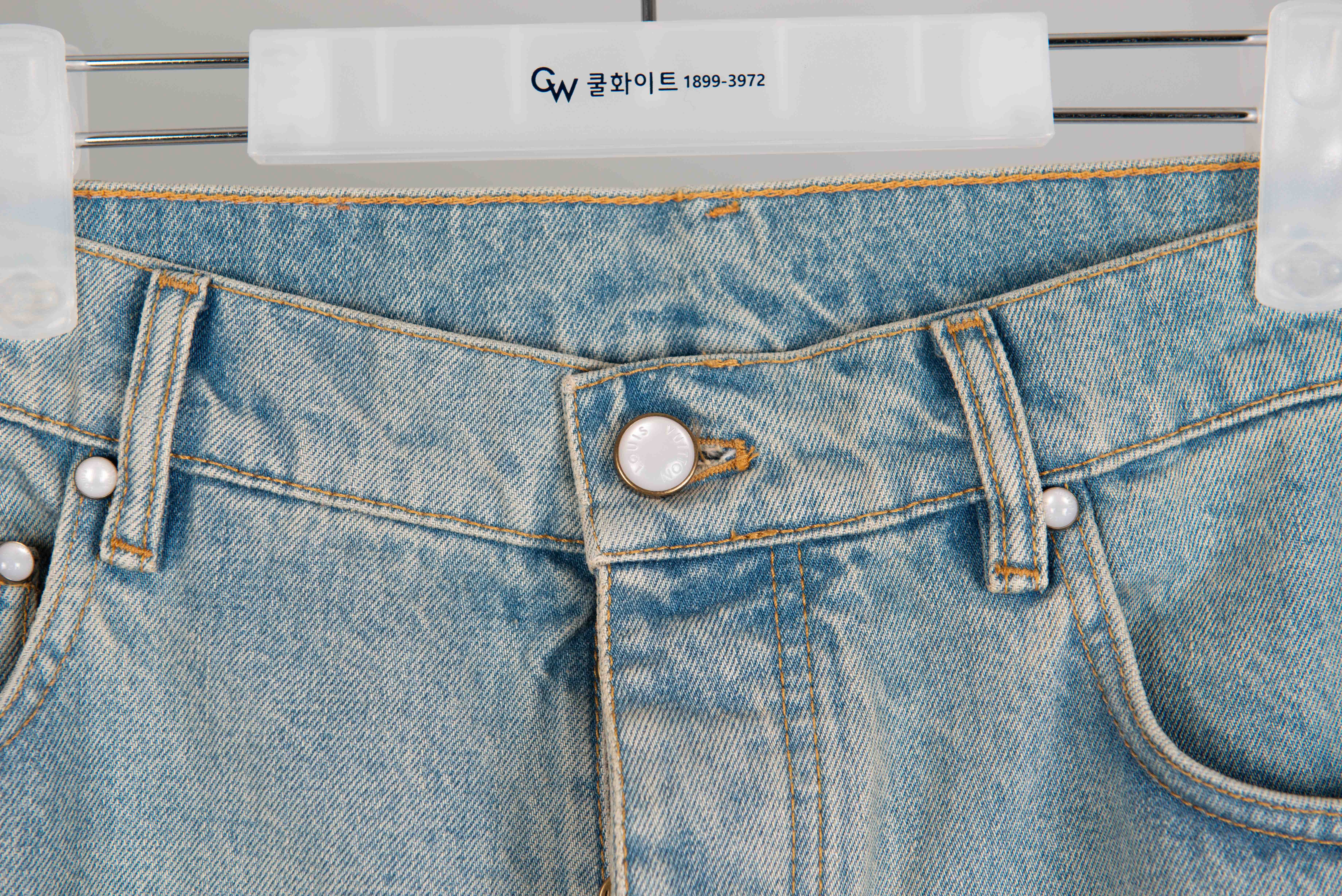 의류클리닝 이미지