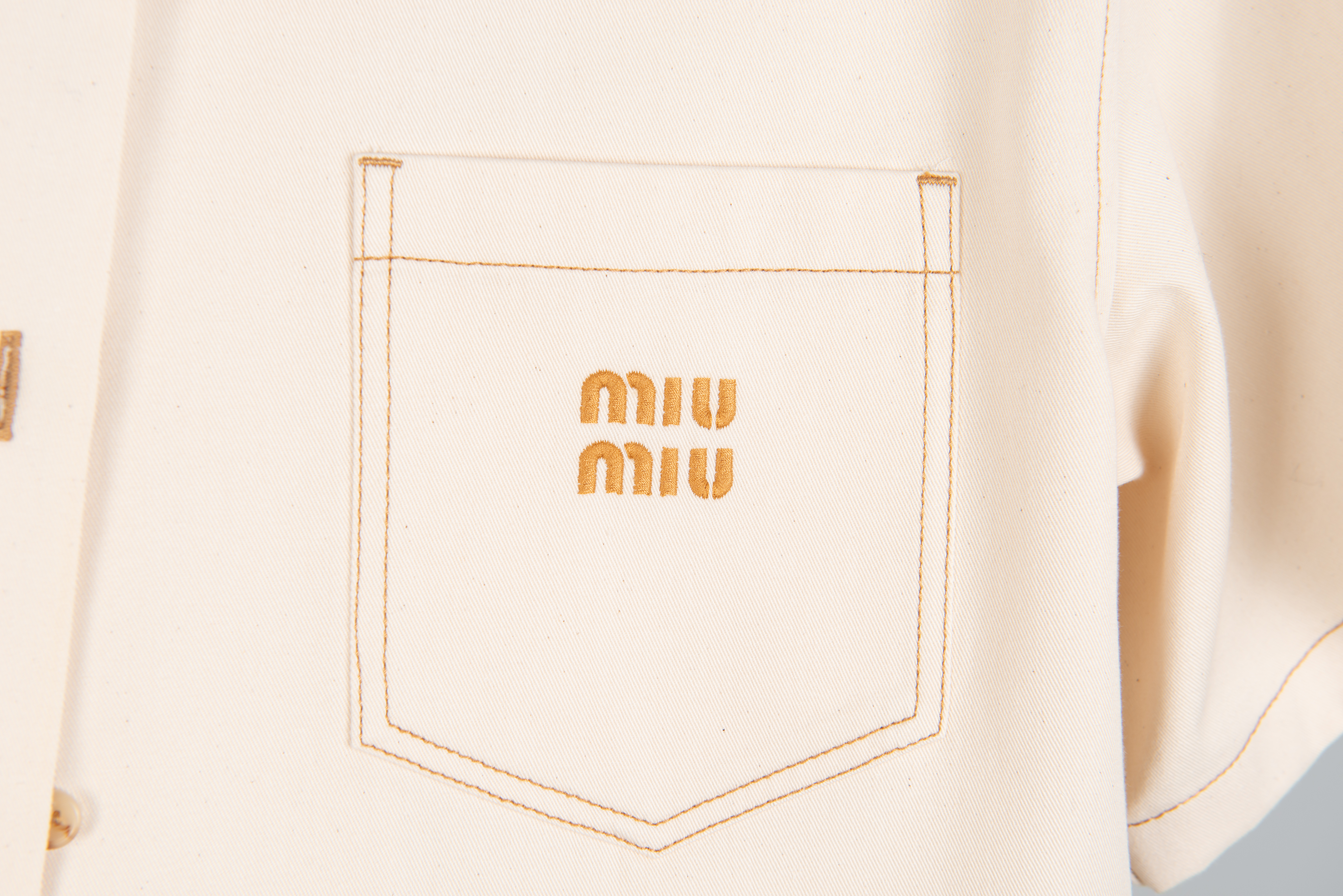 의류클리닝 이미지