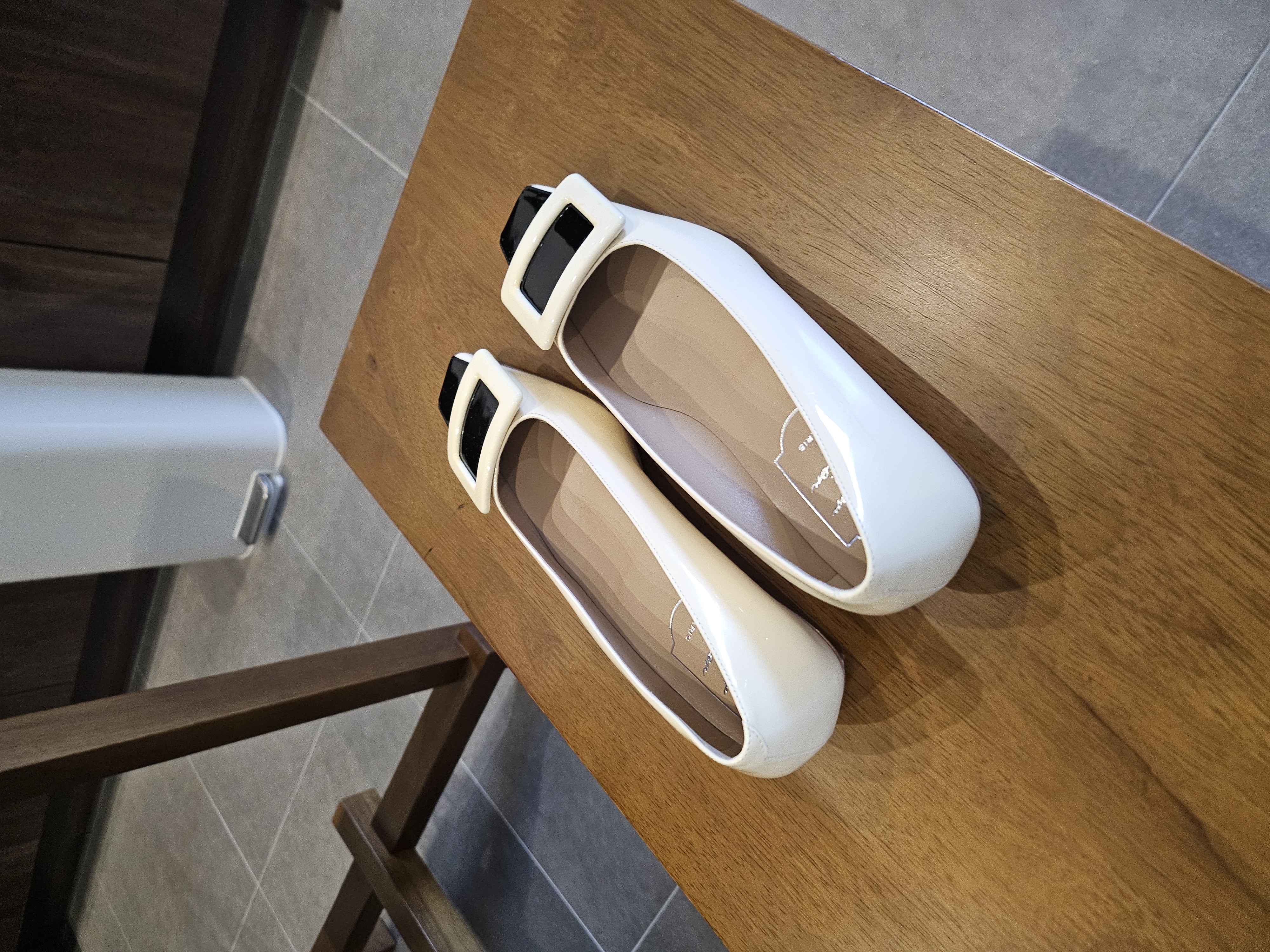 세탁 | 수선비용문의 이미지: 구두 비브람 비용문의