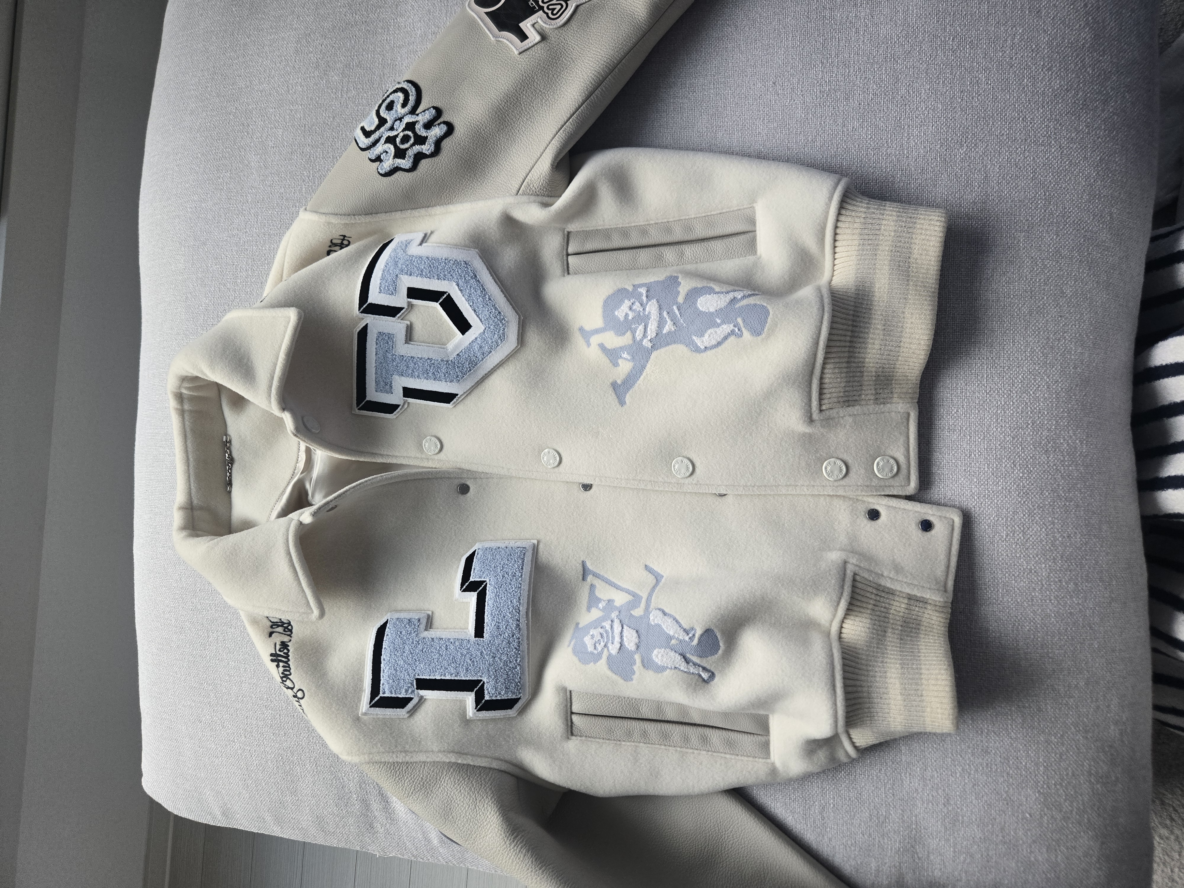 세탁 | 수선비용문의 이미지: 세탁