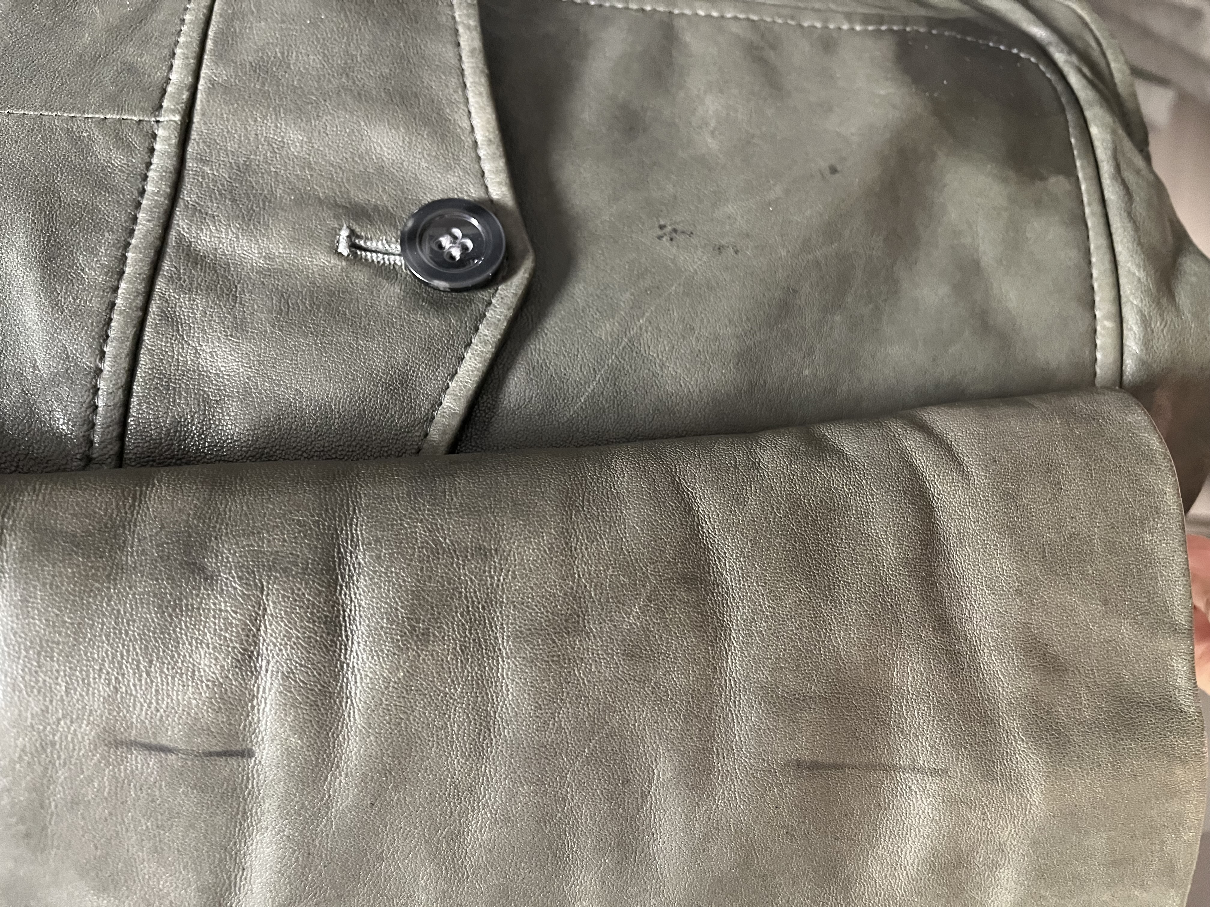 세탁 | 수선비용문의 이미지: 가죽자켓 세탁비용 문의 드립니다