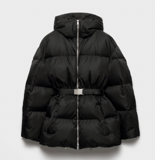 세탁 | 수선비용문의 이미지: 프라다 리나일론 패딩 세탁