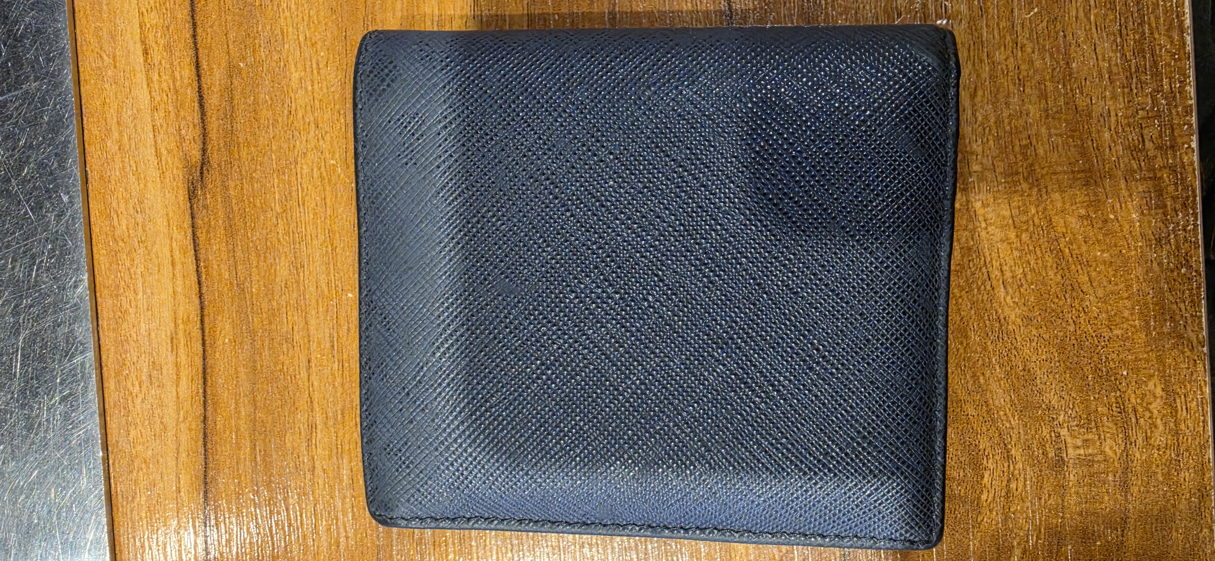 오염문의 이미지: 남성반지갑