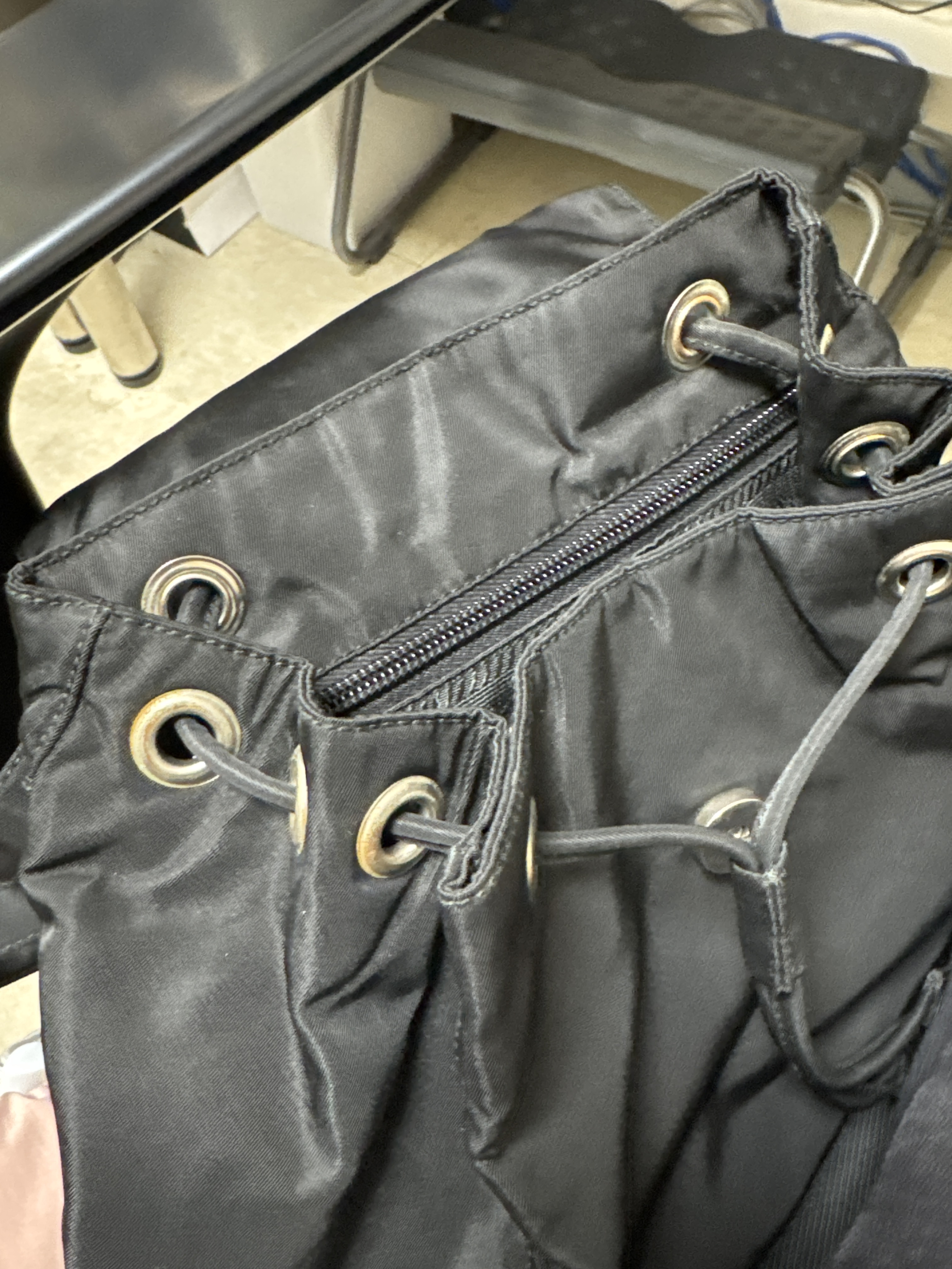 오염문의 이미지: 가방 복원 (녹제거), 수선 문의 드립니다!