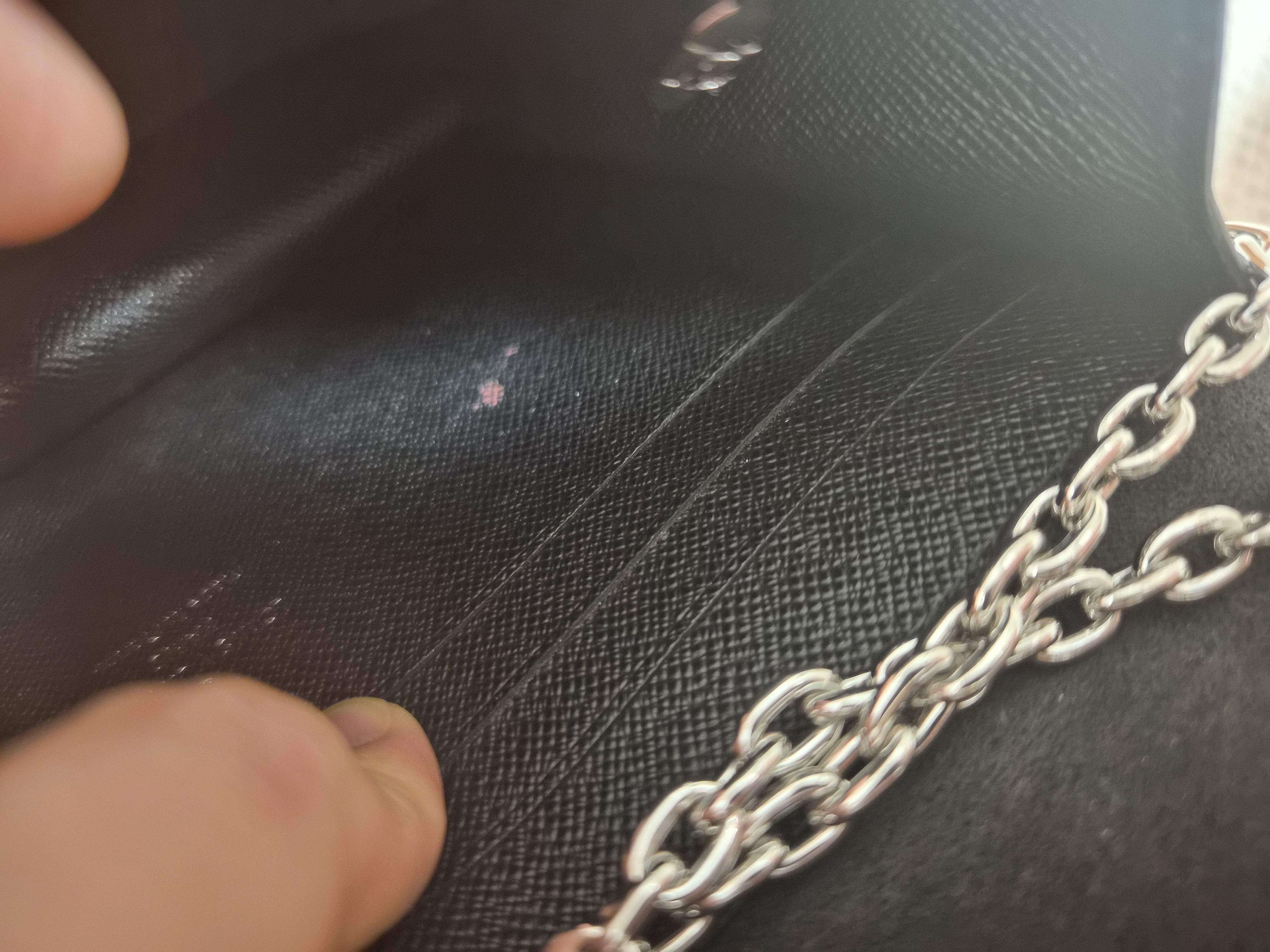 세탁 | 수선비용문의 이미지: 가방세탁비용문의