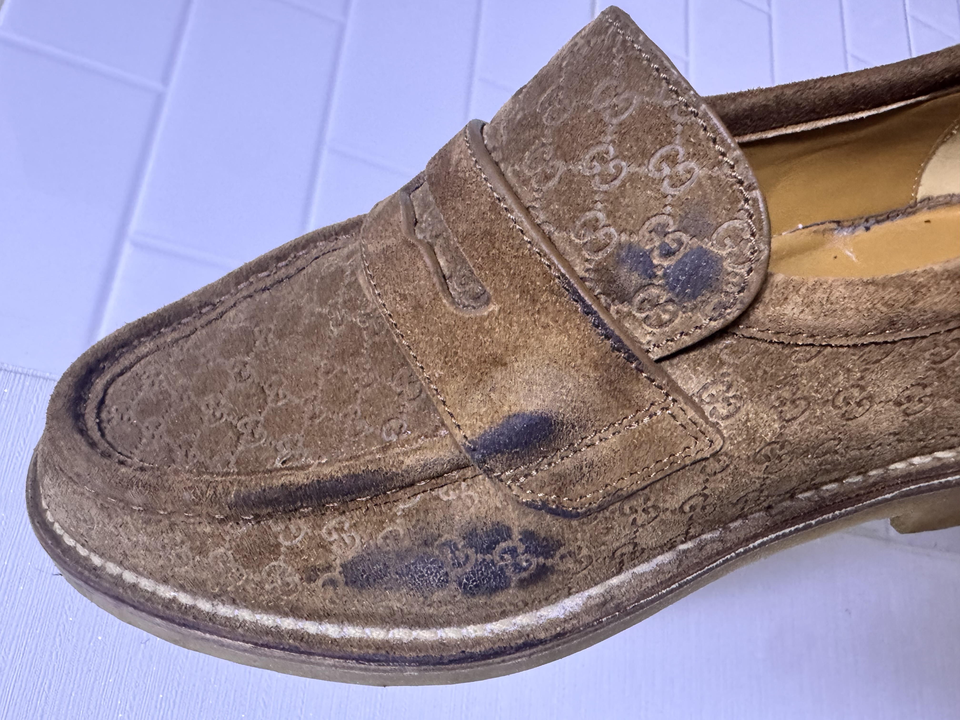 오염문의 이미지: 기름같은게 묻어서 세탁가능문의드립니다.