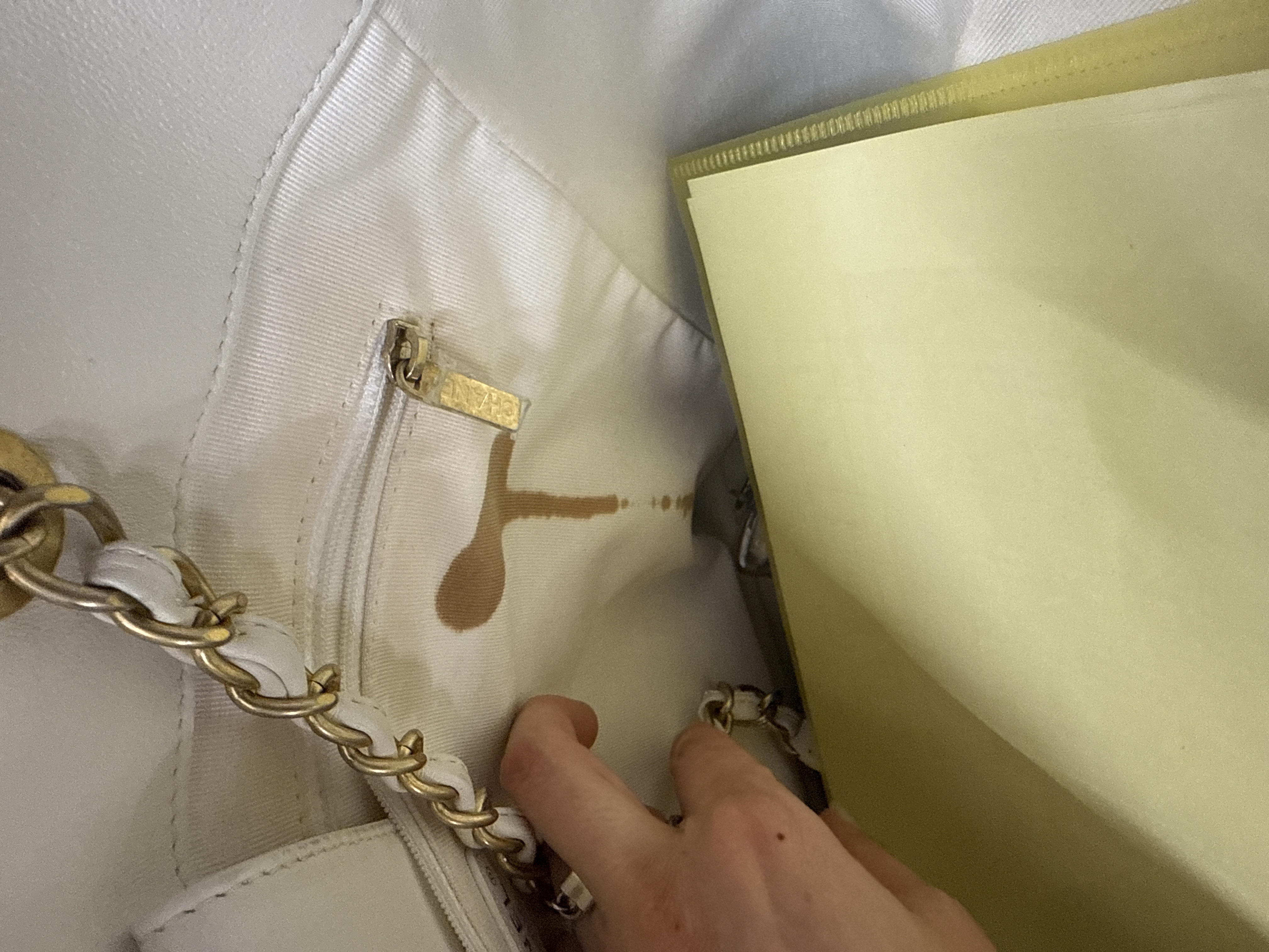 오염문의 이미지: 세탁 및 케어