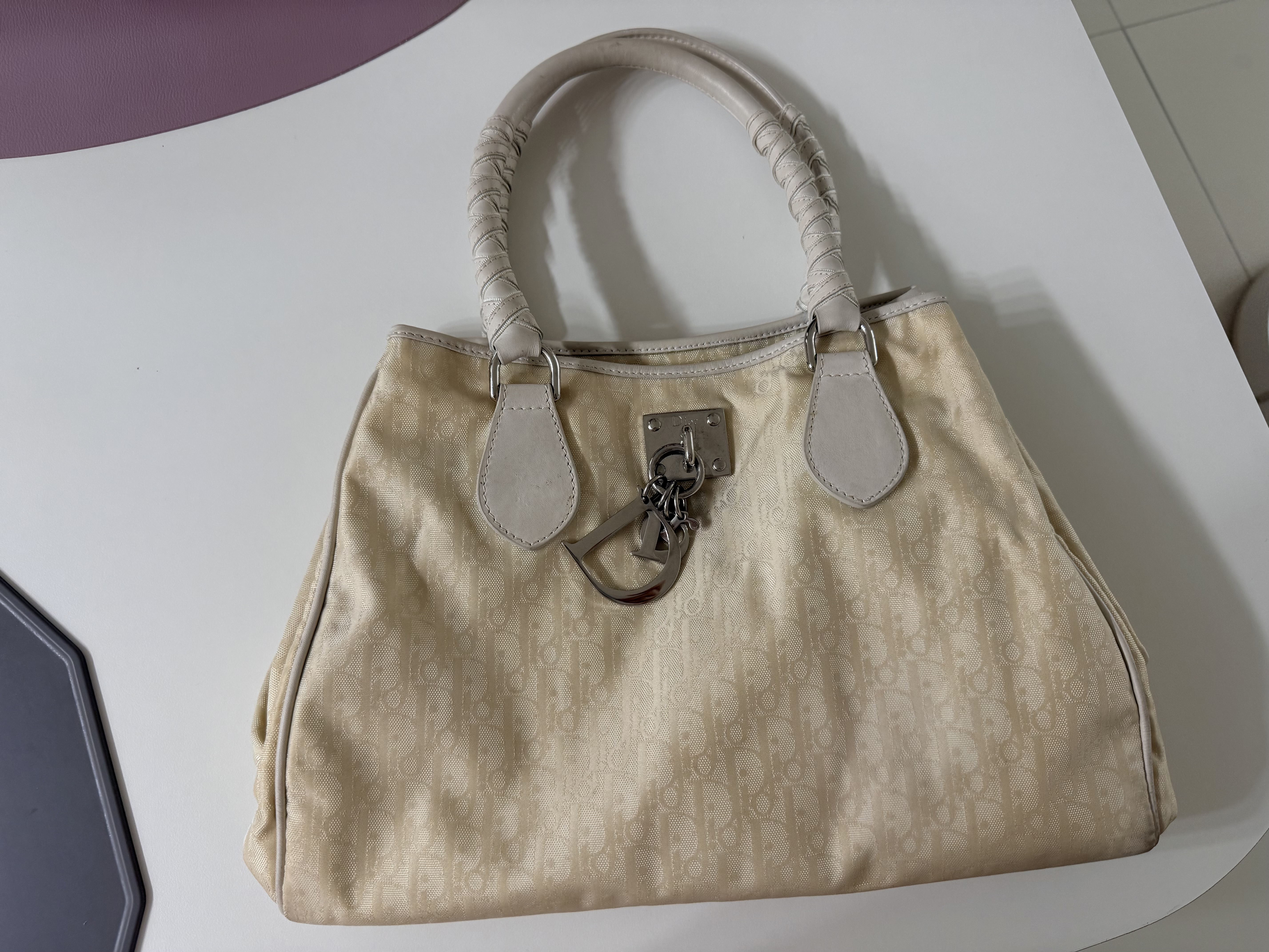 세탁 | 수선비용문의 이미지: 세탁