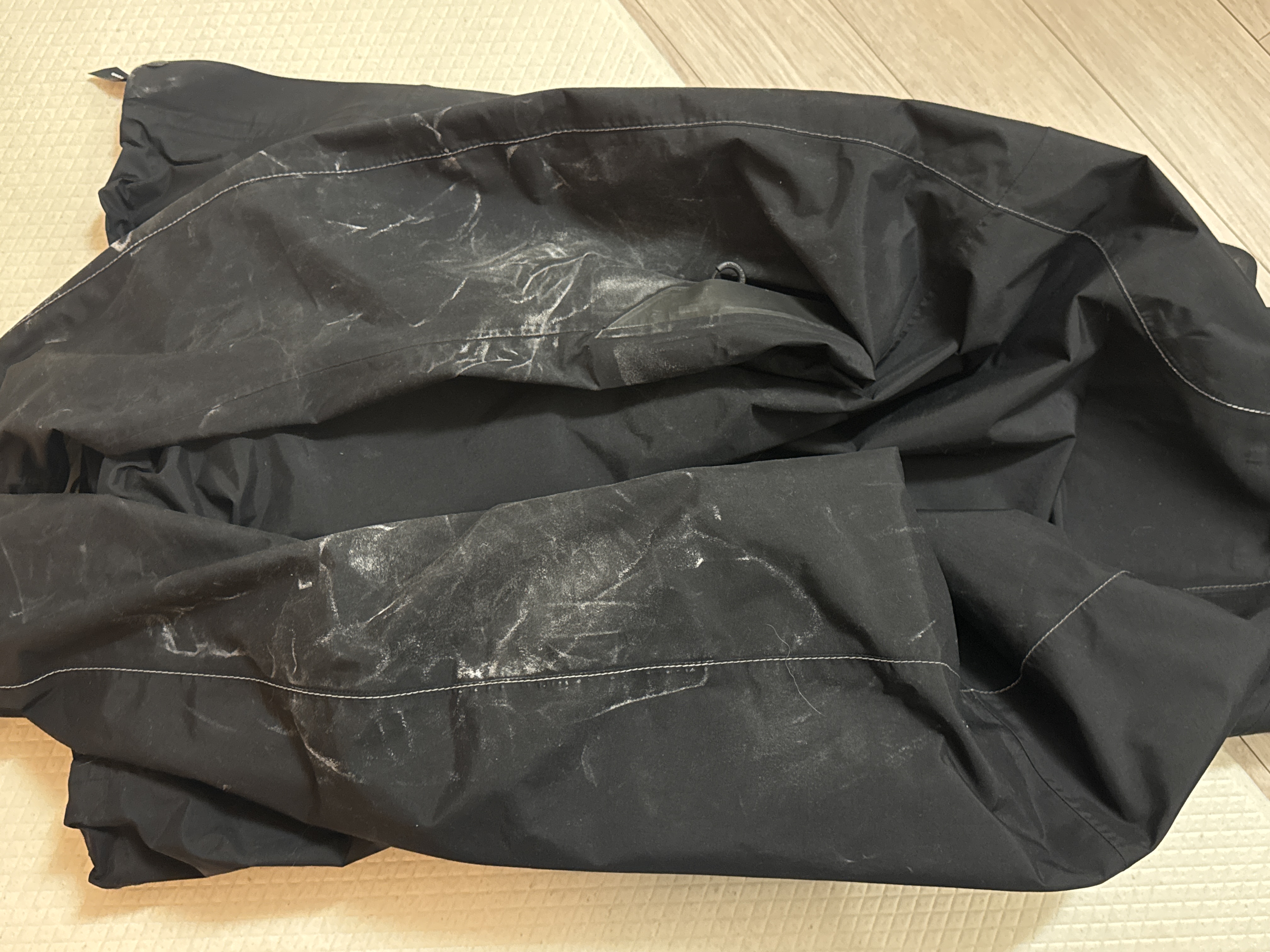 세탁 | 수선비용문의 이미지: 오염 제거