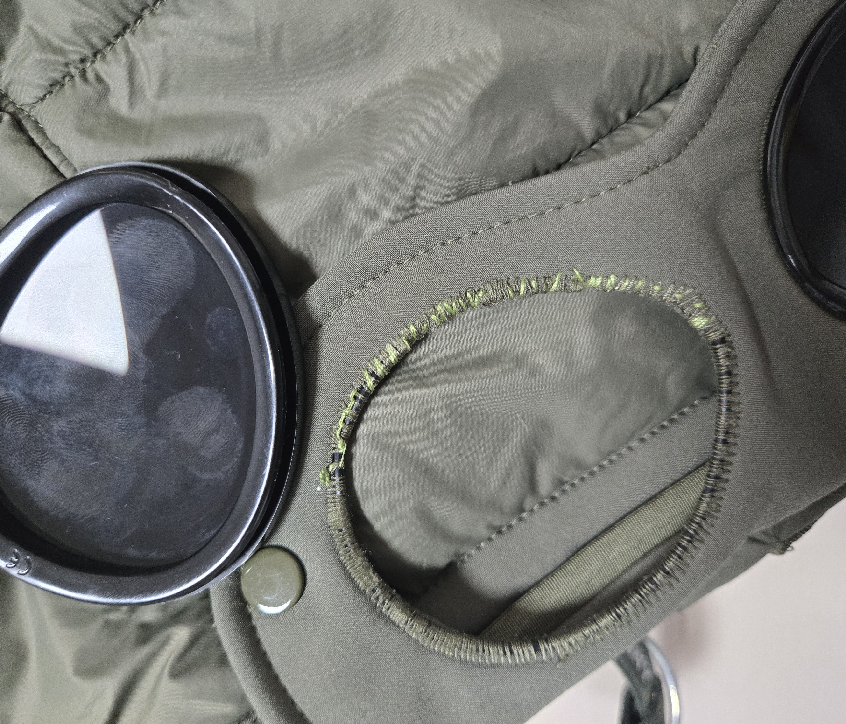 오염문의 이미지: 렌즈 빠짐