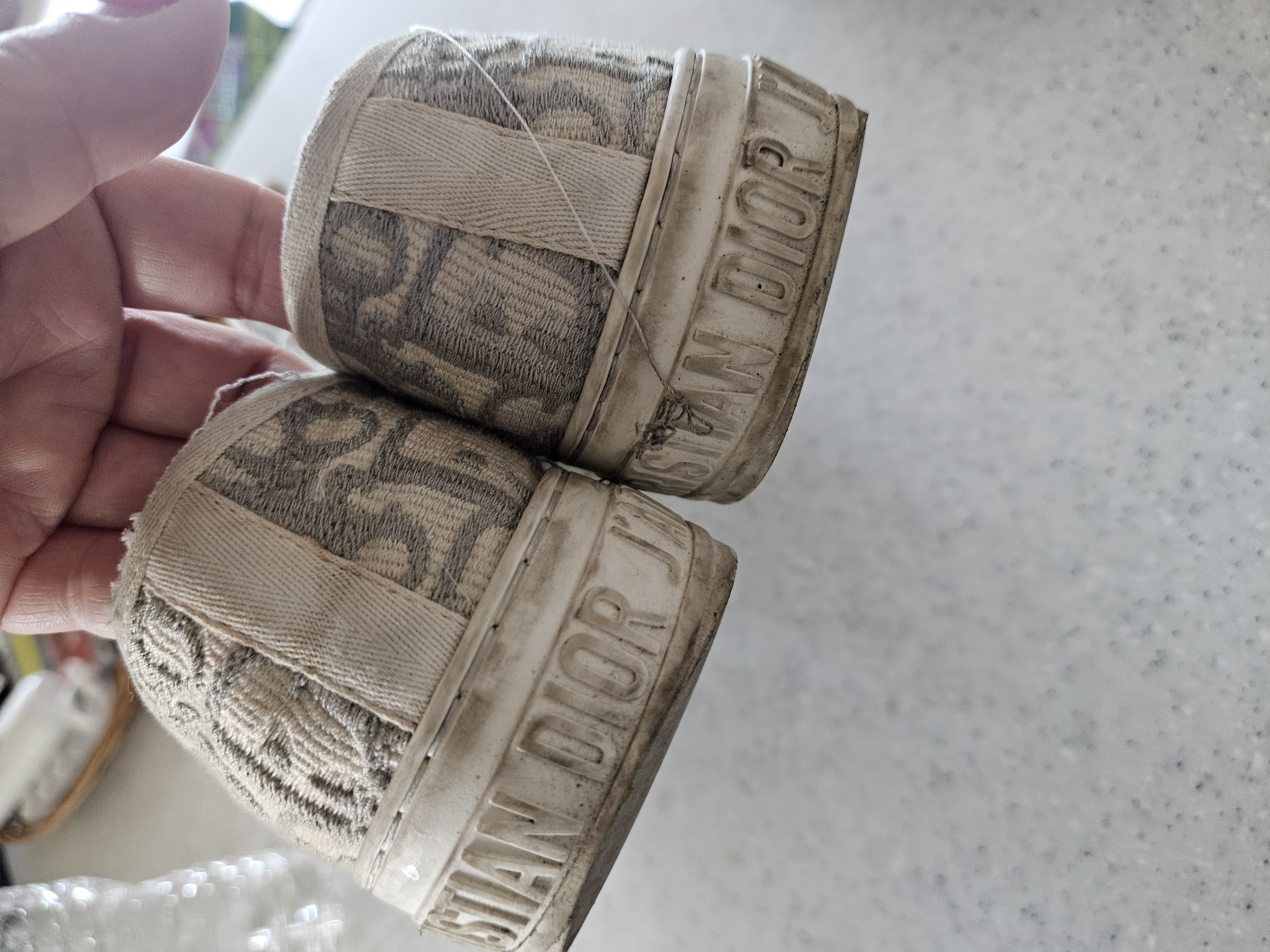 세탁 | 수선비용문의 이미지: 수선 세탁