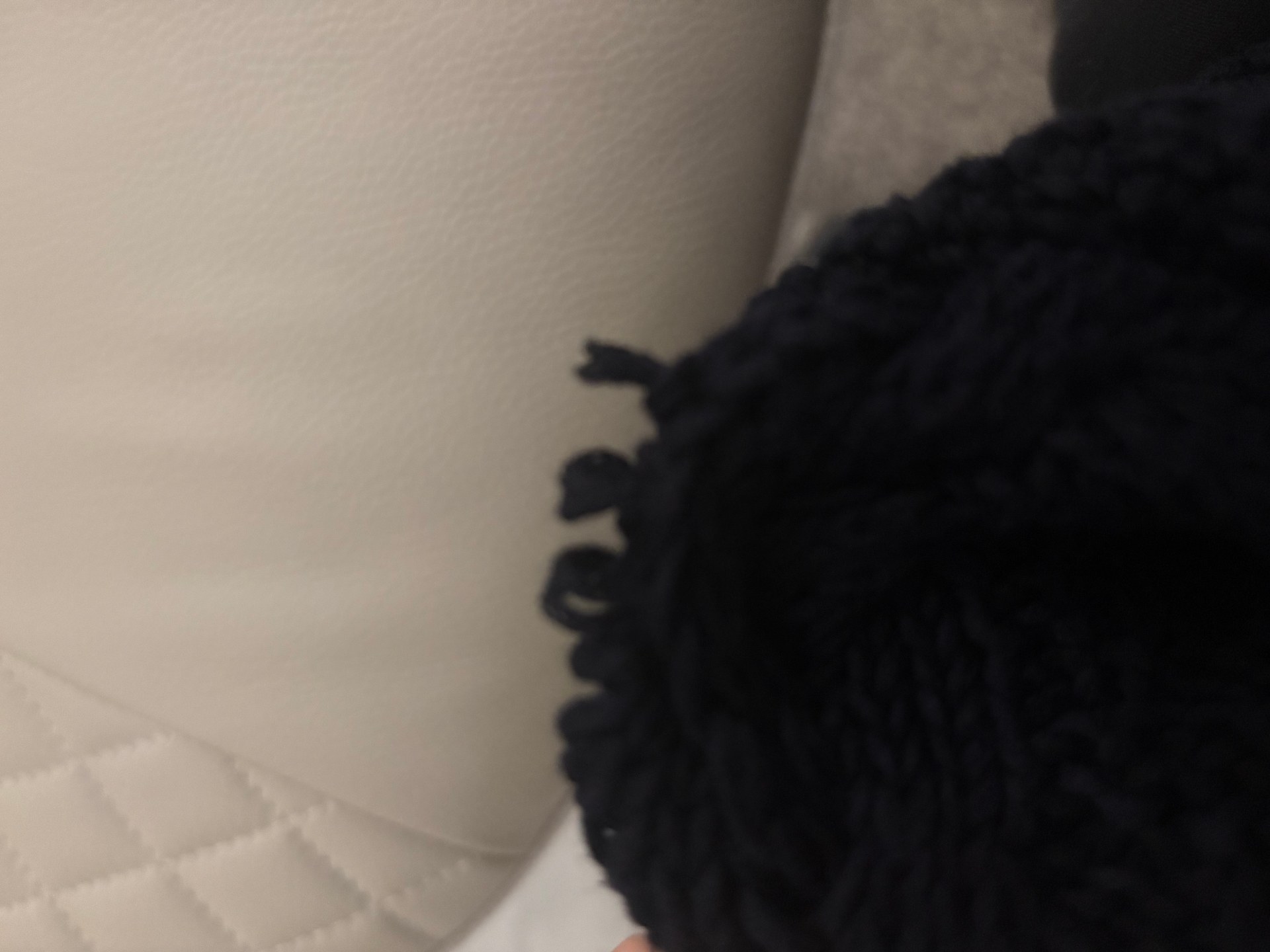 오염문의 이미지: 니트 울풀림?